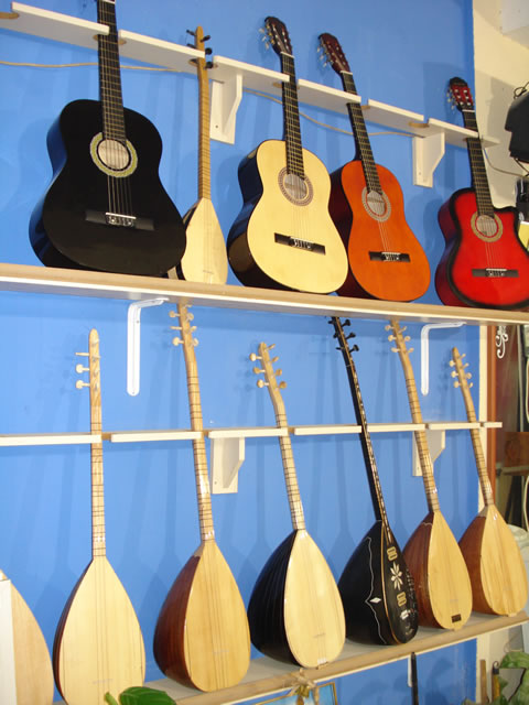Kilis Bergüzar Müzik Aletleri Satışı