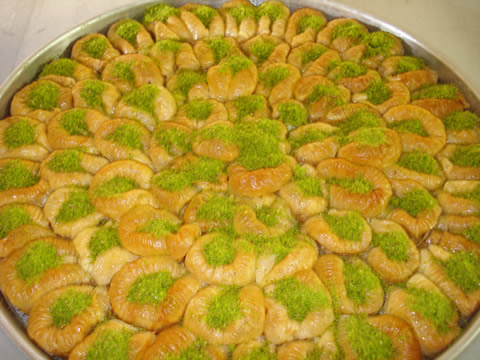 Zerus Pastanesi - Bülbül Yuvası